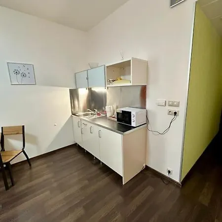 Priamo Na Hlavnej Ulici Apartment