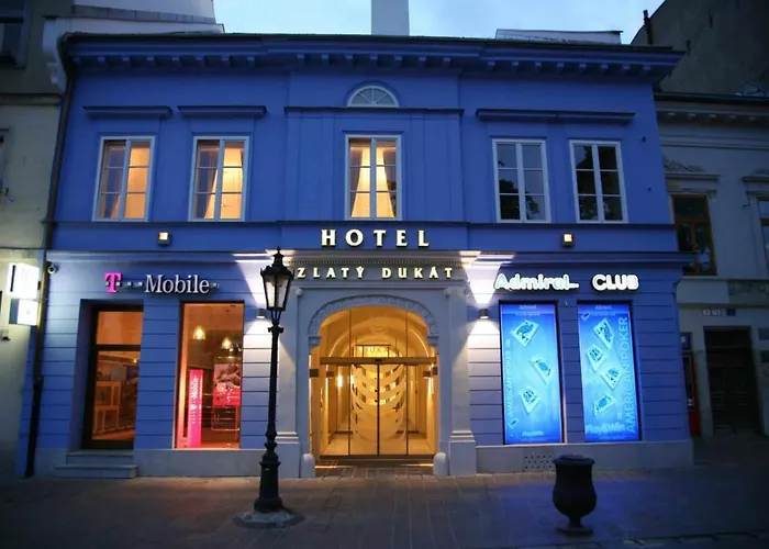 Priamo Na Hlavnej Ulici *